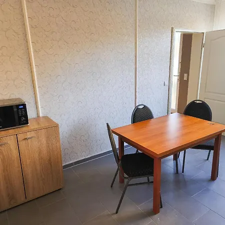 Apartment Große Für 4-6 Personen Bei Neubrandenburg